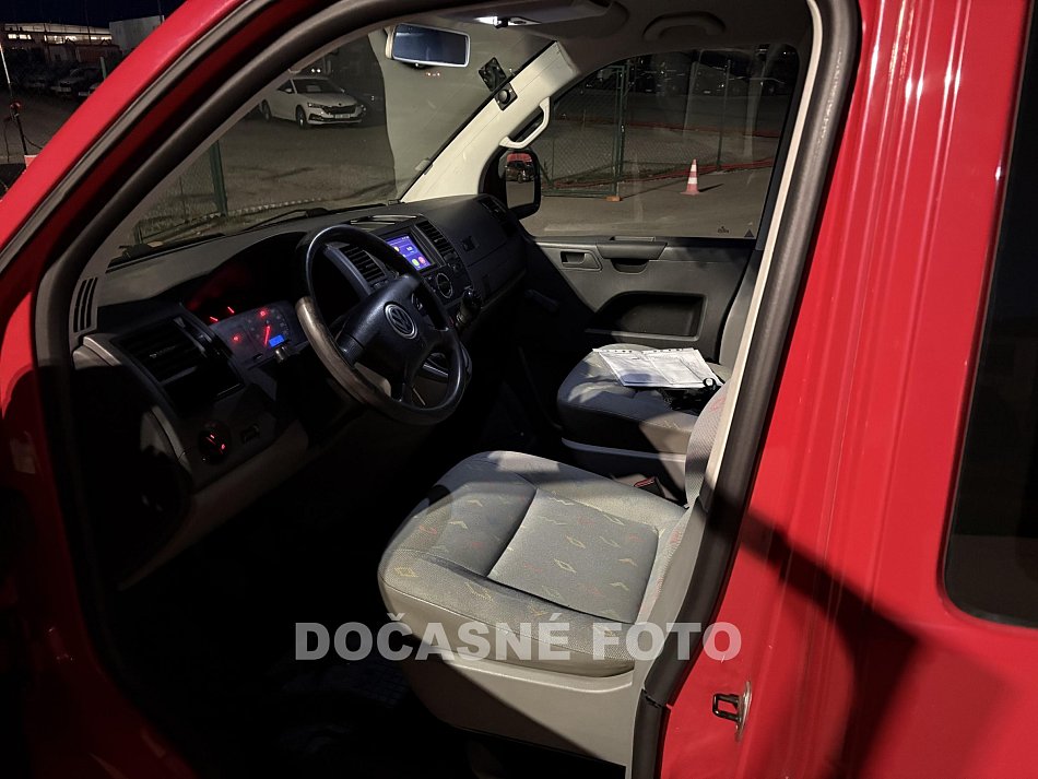 Volkswagen Transporter 1.9TDi  5míst