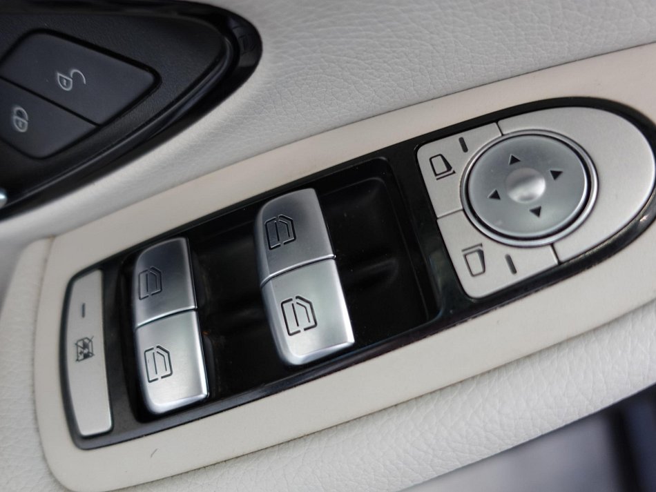 Mercedes-Benz Třída C 2.2CDi  C 220