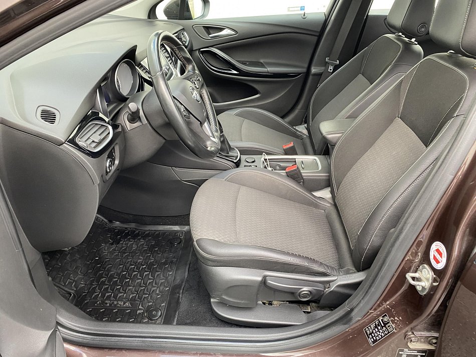 Opel Astra 1.4T 