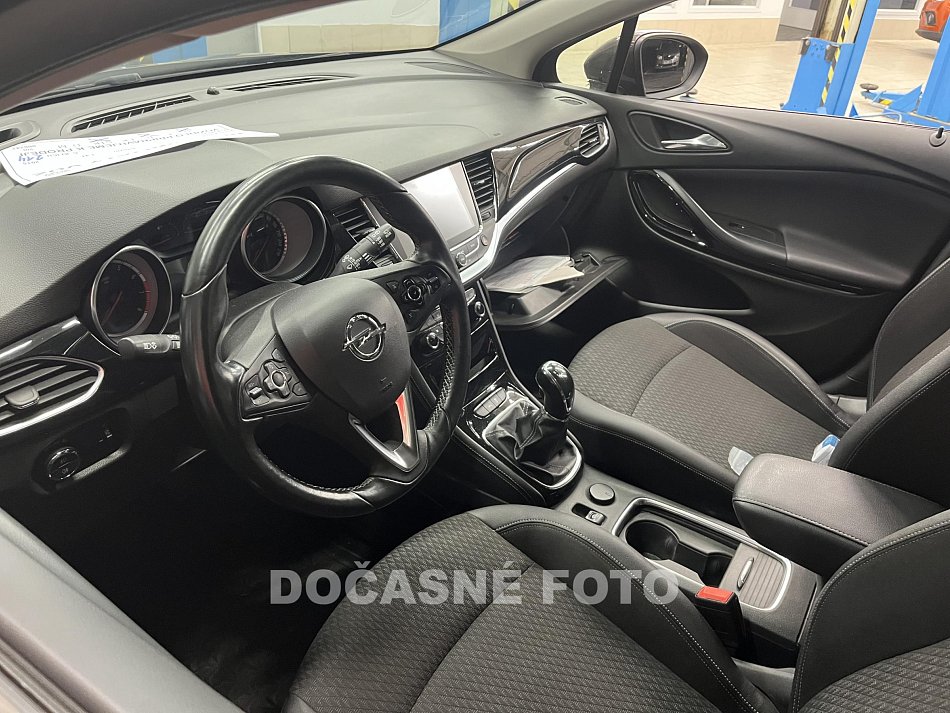 Opel Astra 1.4T 
