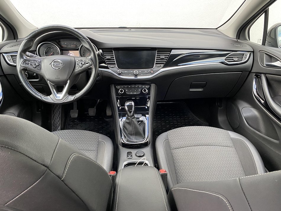 Opel Astra 1.4T 