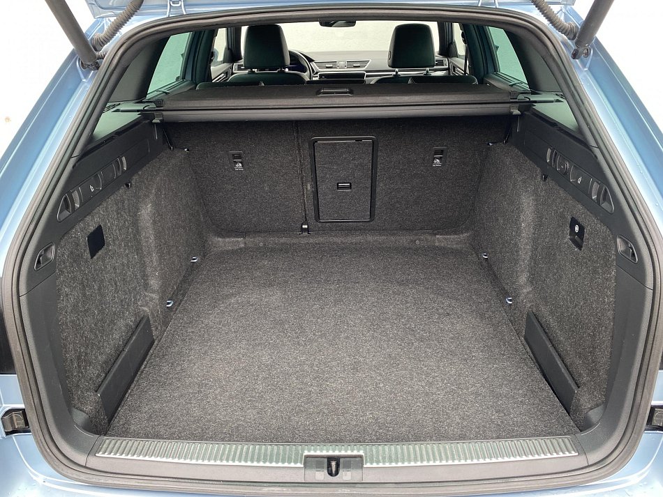 Škoda Superb III 2.0 TDi L&K 4X4