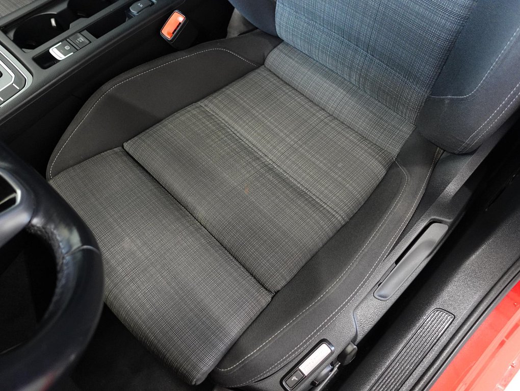 Volkswagen Passat 2.0 TDi 