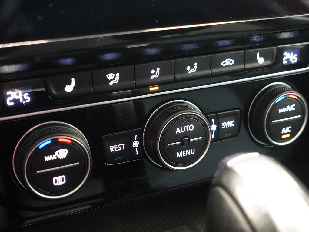 Volkswagen Passat 2.0 TDi 