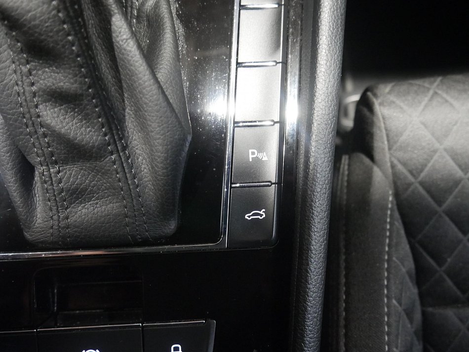 Škoda Superb III 2.0TDi 