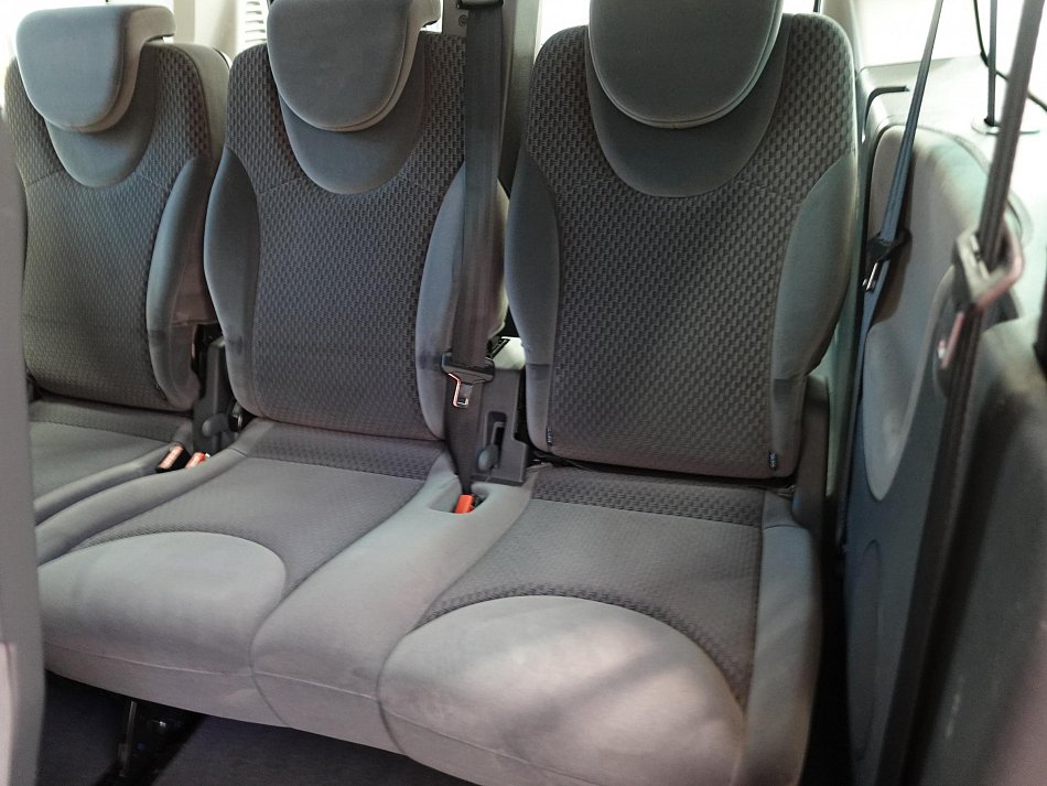 Peugeot Expert 2.0HDi  L2 8míst