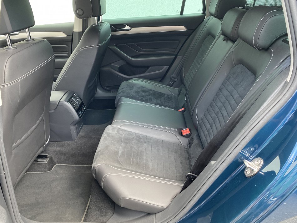 Volkswagen Passat 2.0 TDi Elegance