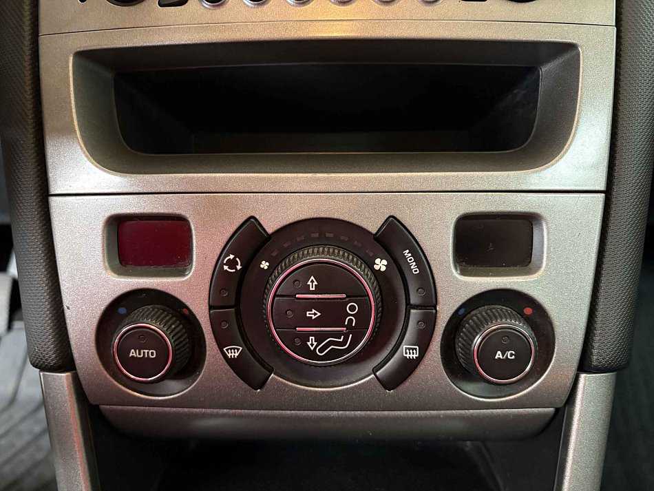 Peugeot 308 1.6 vti 