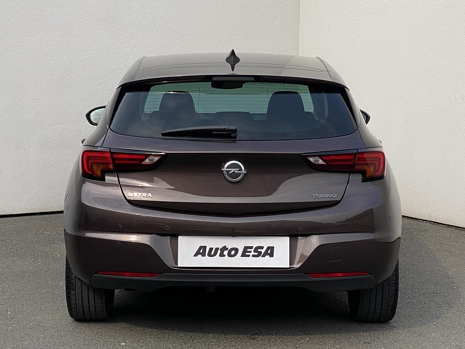Opel Astra 1.4 T Innovation