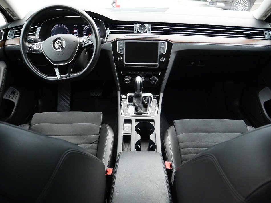 Volkswagen Passat 2.0 BiTDI Highline 4Motion