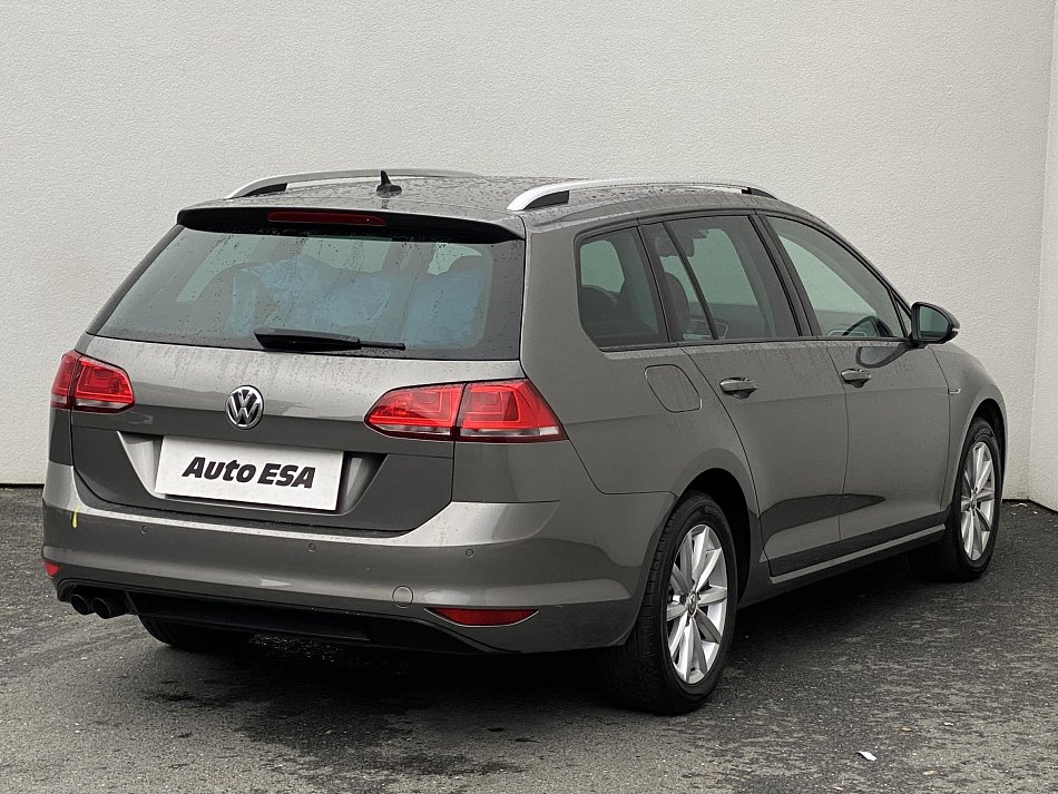 Volkswagen Golf 2.0 TDi Lounge