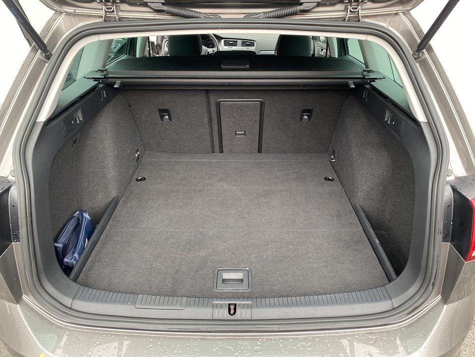Volkswagen Golf 2.0 TDi Lounge