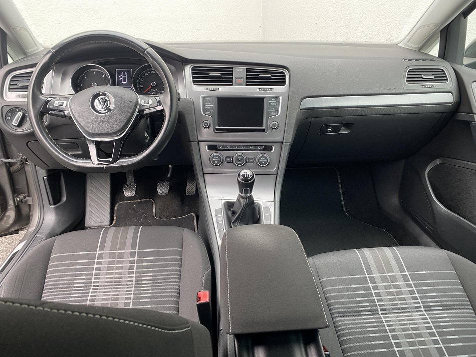 Volkswagen Golf 2.0 TDi Lounge
