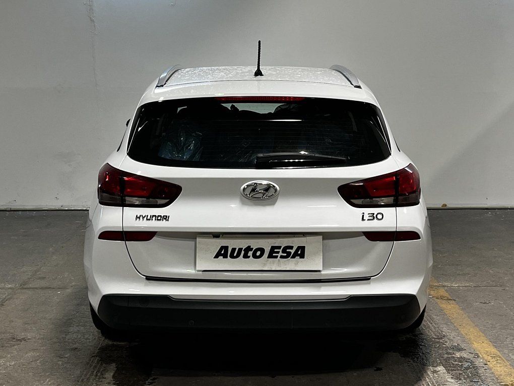 Hyundai I30 1.6i 