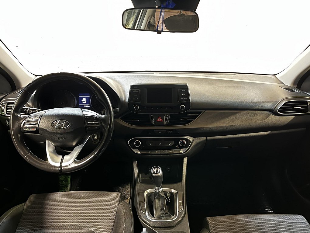 Hyundai I30 1.6i 