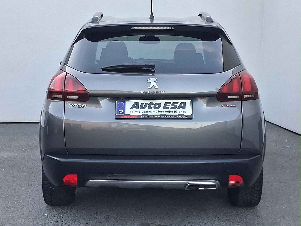 Peugeot 2008 1.2 e-THP GT Line