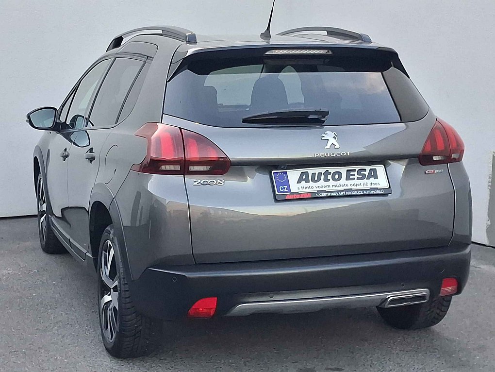 Peugeot 2008 1.2 e-THP GT Line