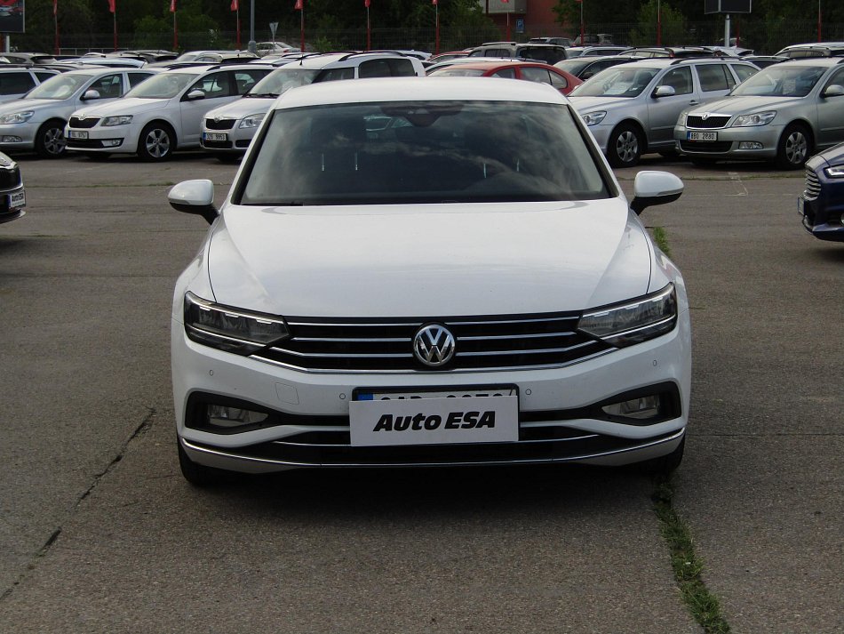 Volkswagen Passat 2.0 TDi Elegance
