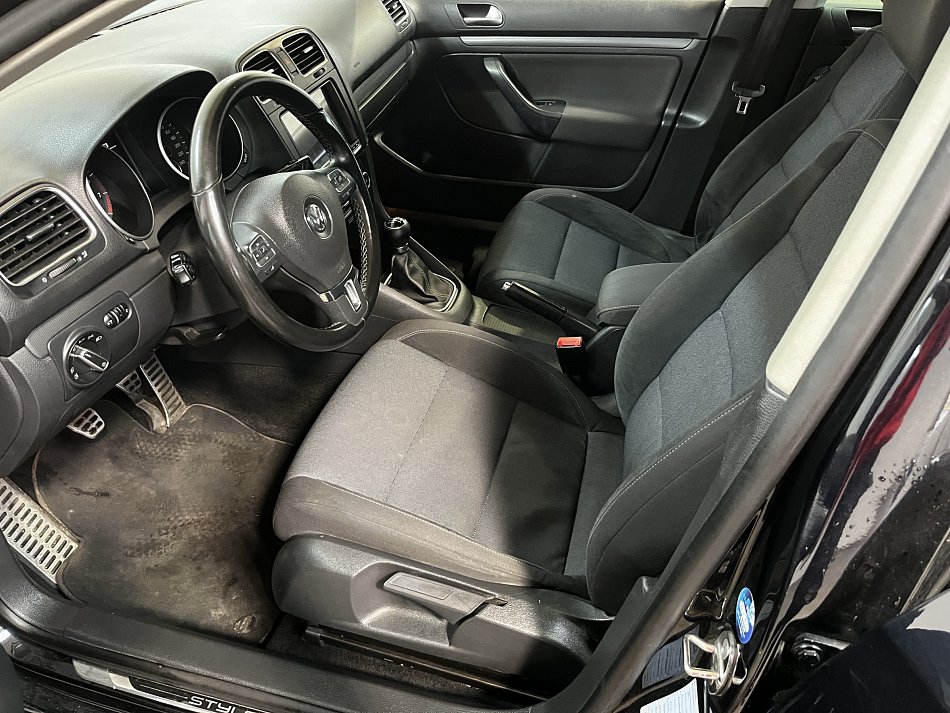Volkswagen Golf 1.2TSI 