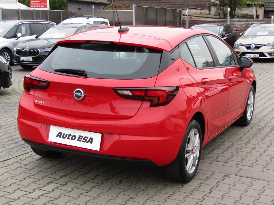 Opel Astra 1.4 i 