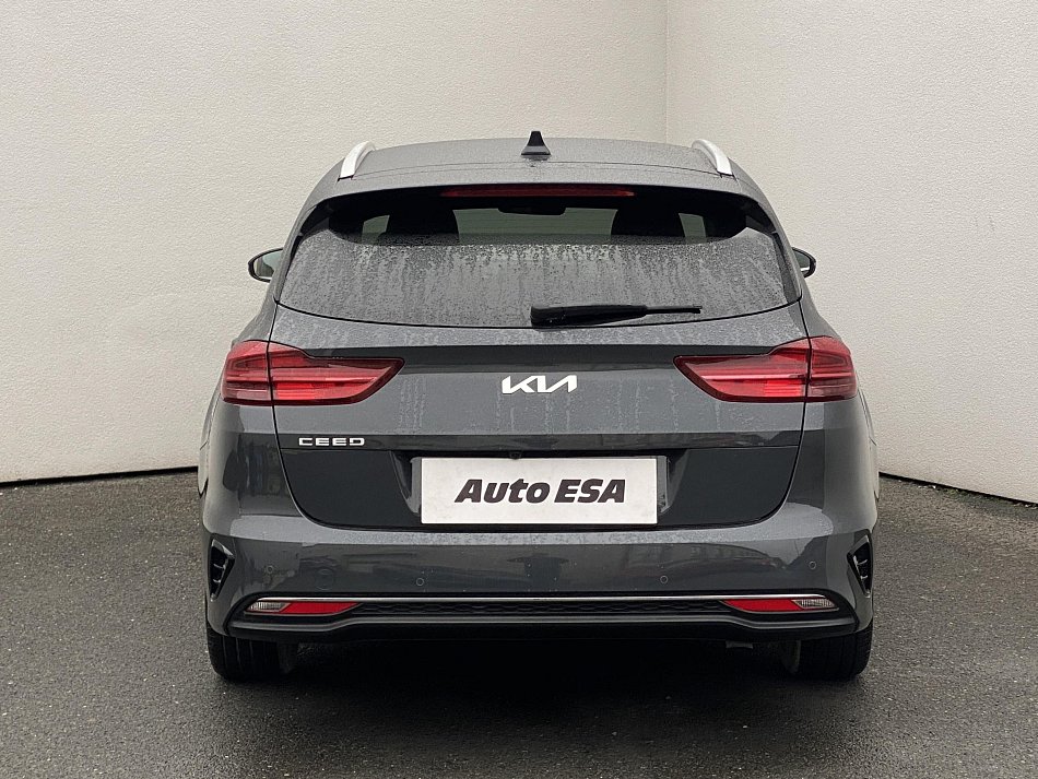 Kia Ceed 1.5 T-GDi TOP