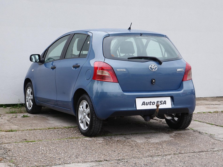 Toyota Yaris 1.3i 