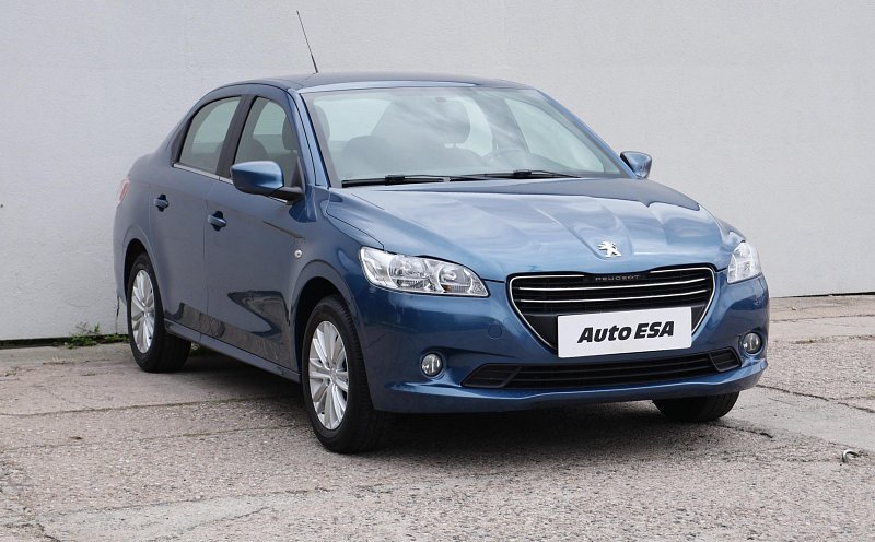 Peugeot 301 1.6 i 