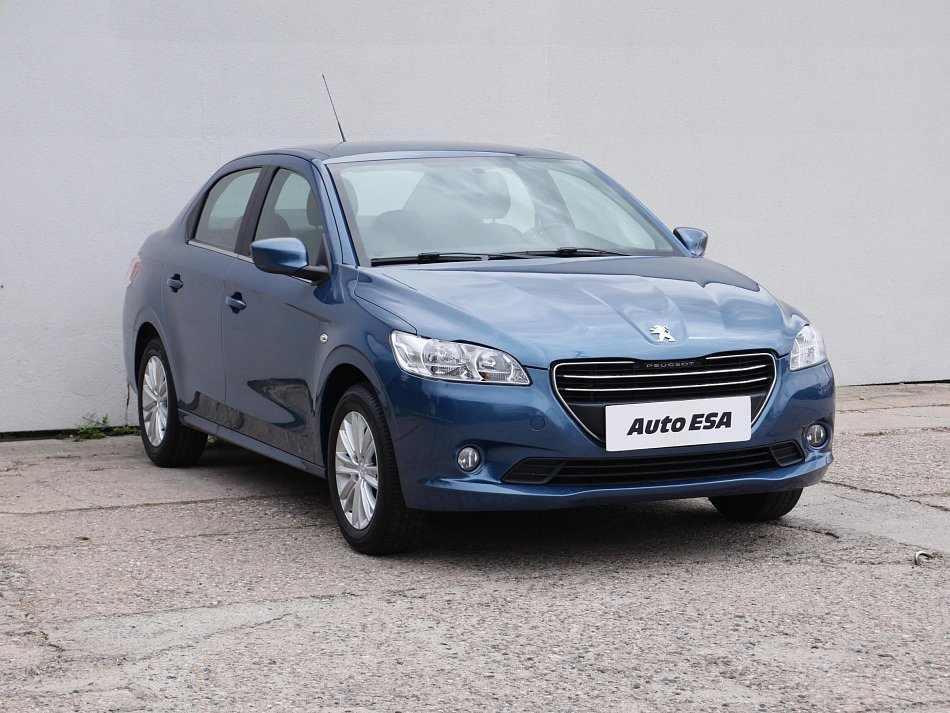 Peugeot 301 1.6 i 