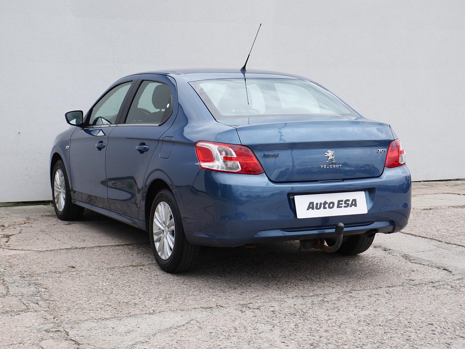 Peugeot 301 1.6 i 