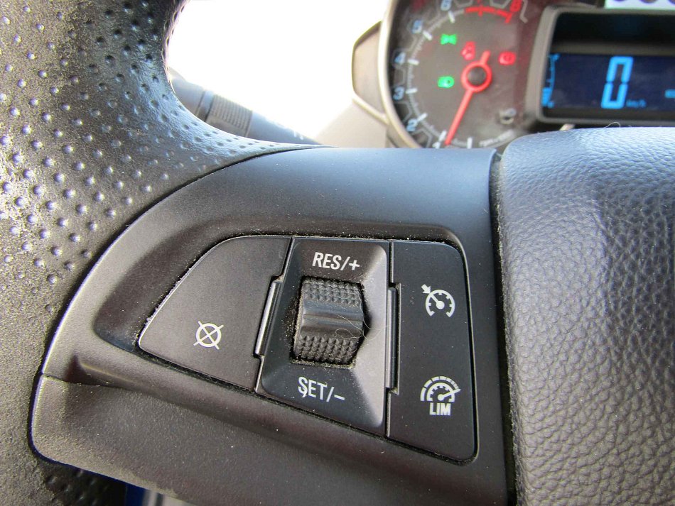 Chevrolet Aveo 1.3 i 