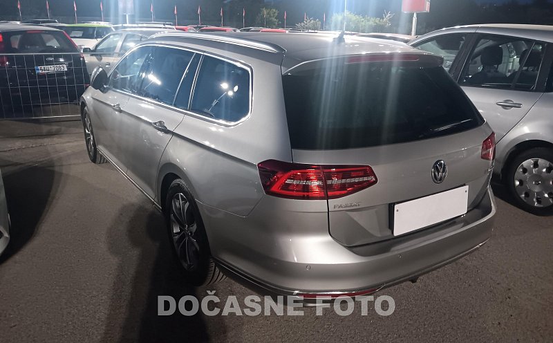 Volkswagen Passat 2.0 TDi 
