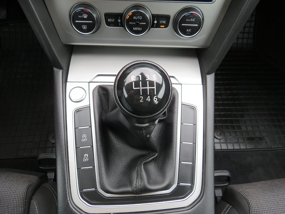 Volkswagen Passat 2.0TDi 