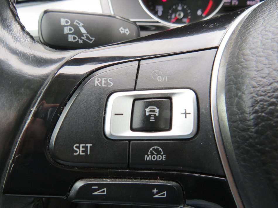 Volkswagen Passat 2.0TDi 