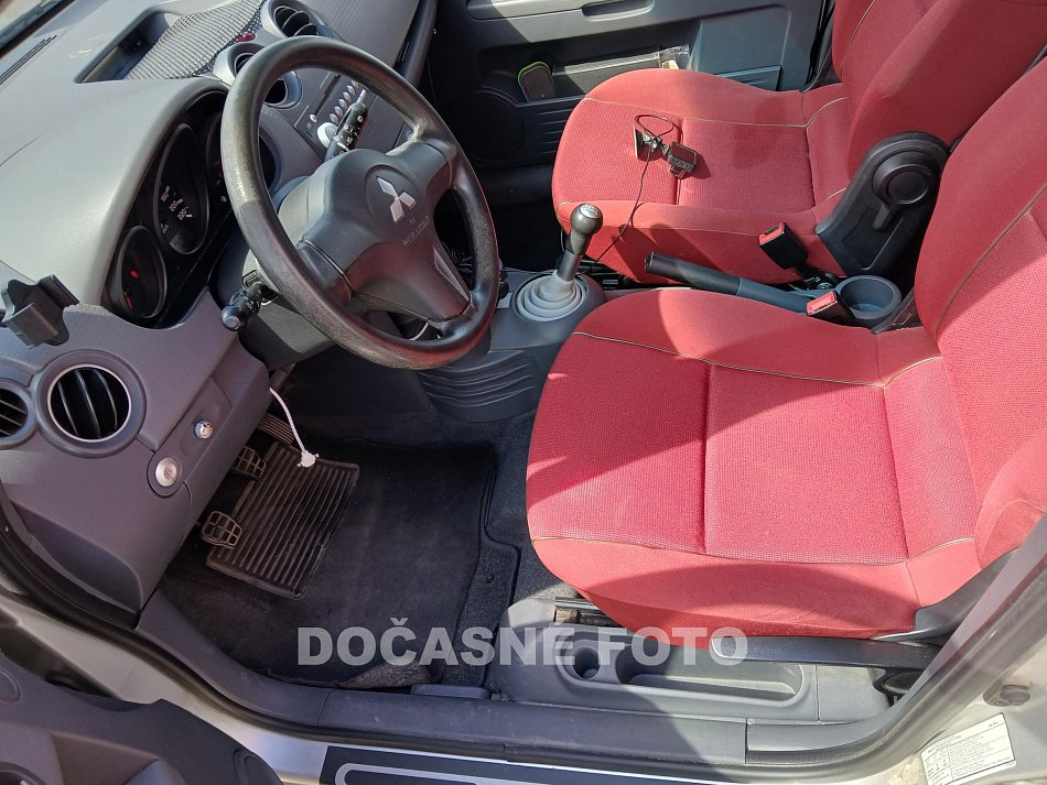 Mitsubishi Colt 1.5i 