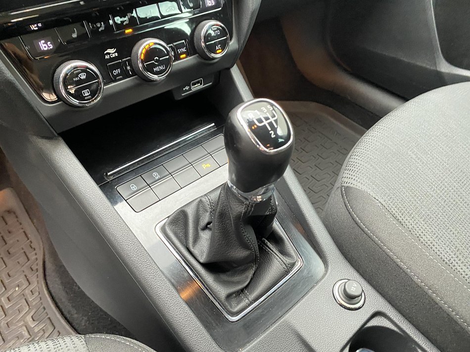 Škoda Octavia III 1.6 TDi Style