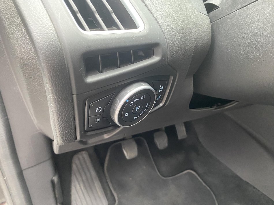 Ford Focus 1.5 TDCI 