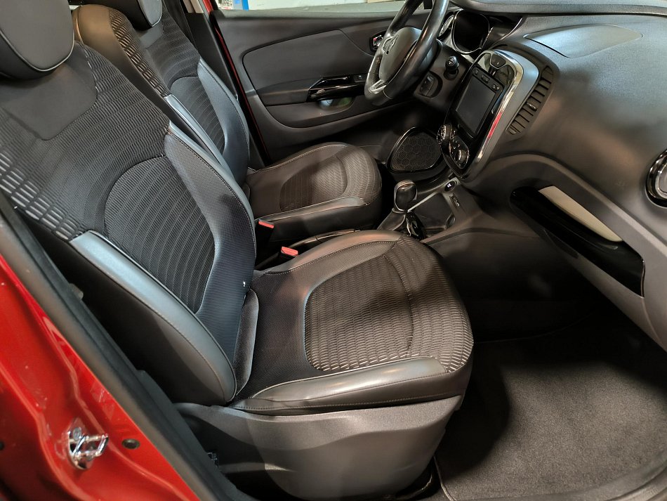 Renault Captur 1.2 TCe Intense