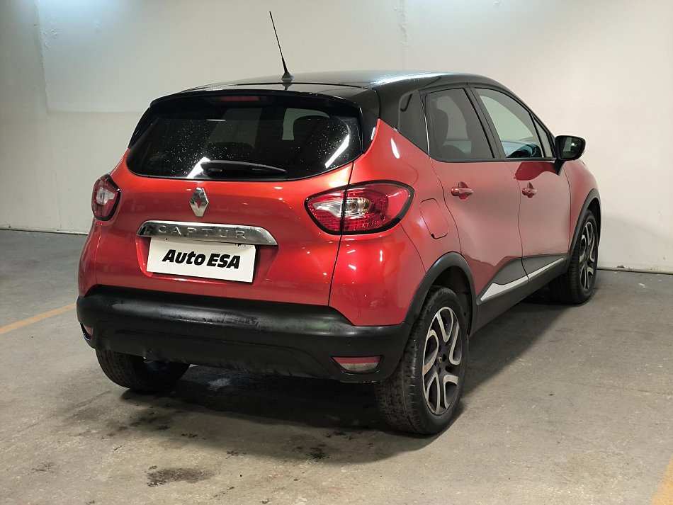 Renault Captur 1.2 TCe Intense