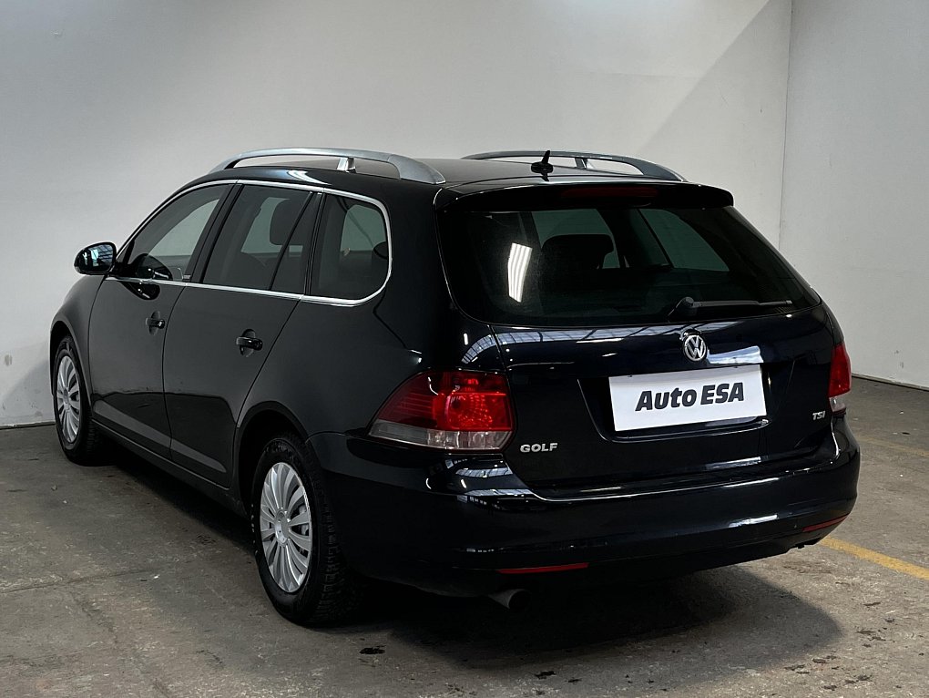 Volkswagen Golf 1.2TSI 