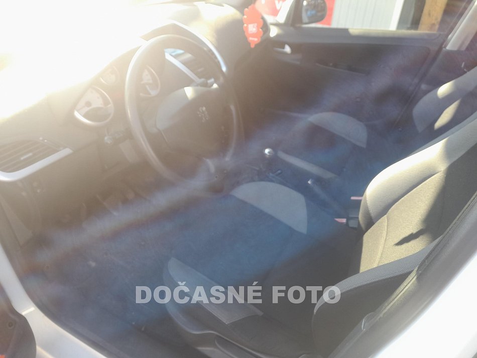 Peugeot 207 1.4 