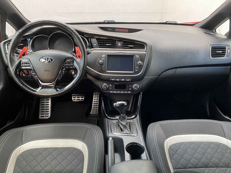 Kia Ceed 1.6 CRDi 