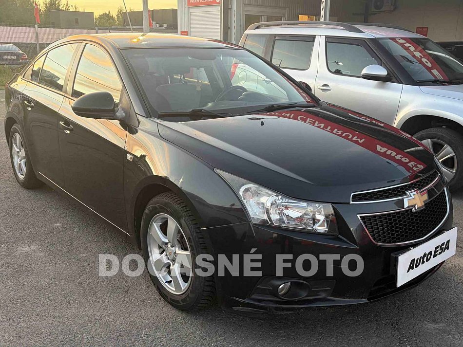 Chevrolet Cruze 1.6i 