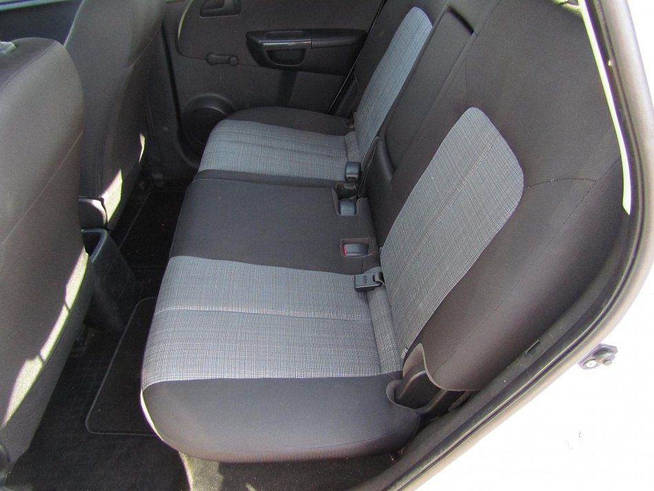 Kia Venga 1.4i 