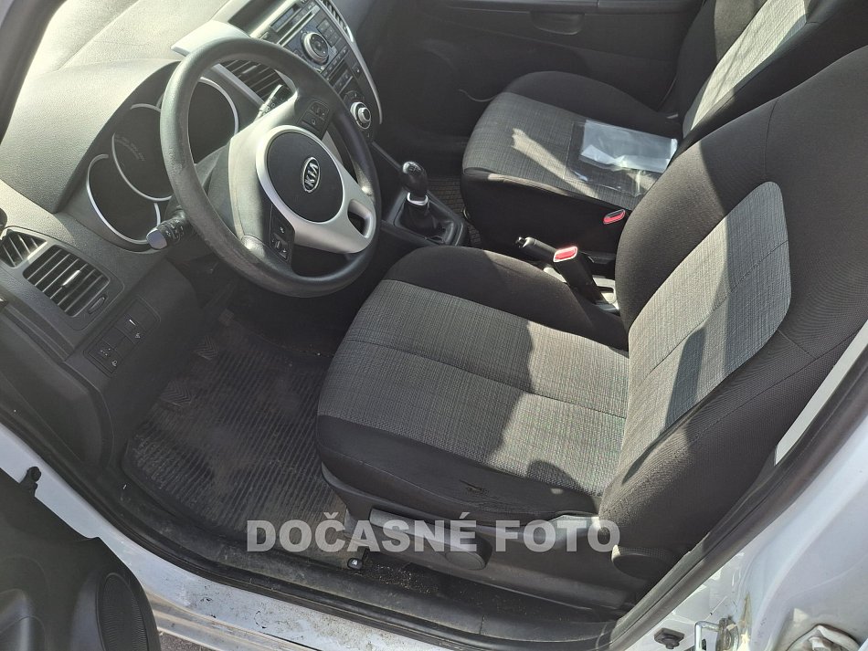 Kia Venga 1.4i 