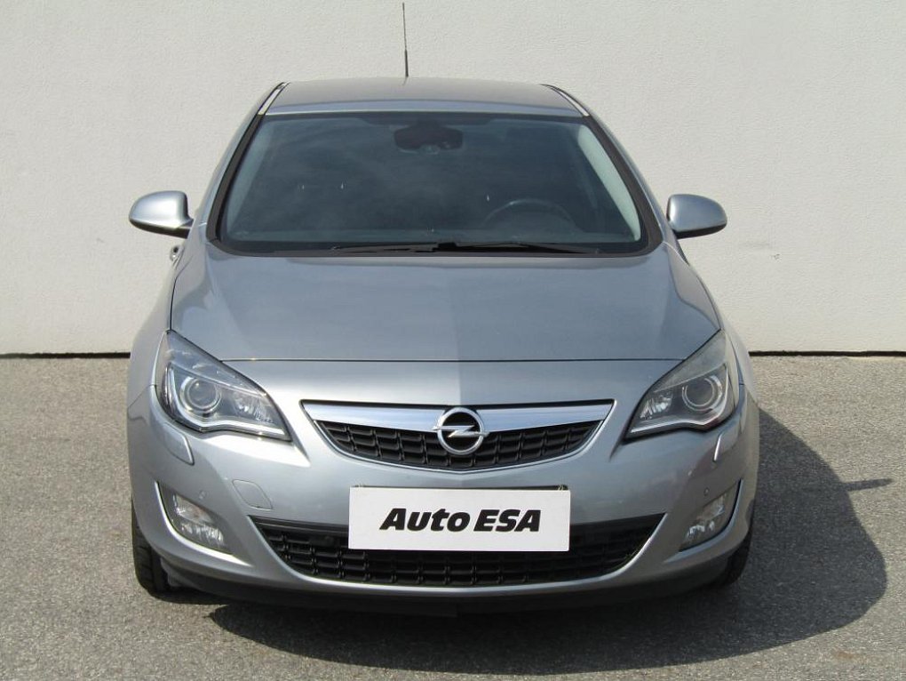 Opel Astra 1.4 T Cosmo