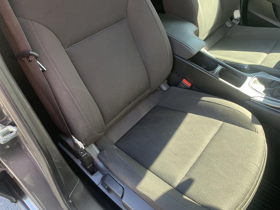 Opel Insignia 2.0 CDTi Edition