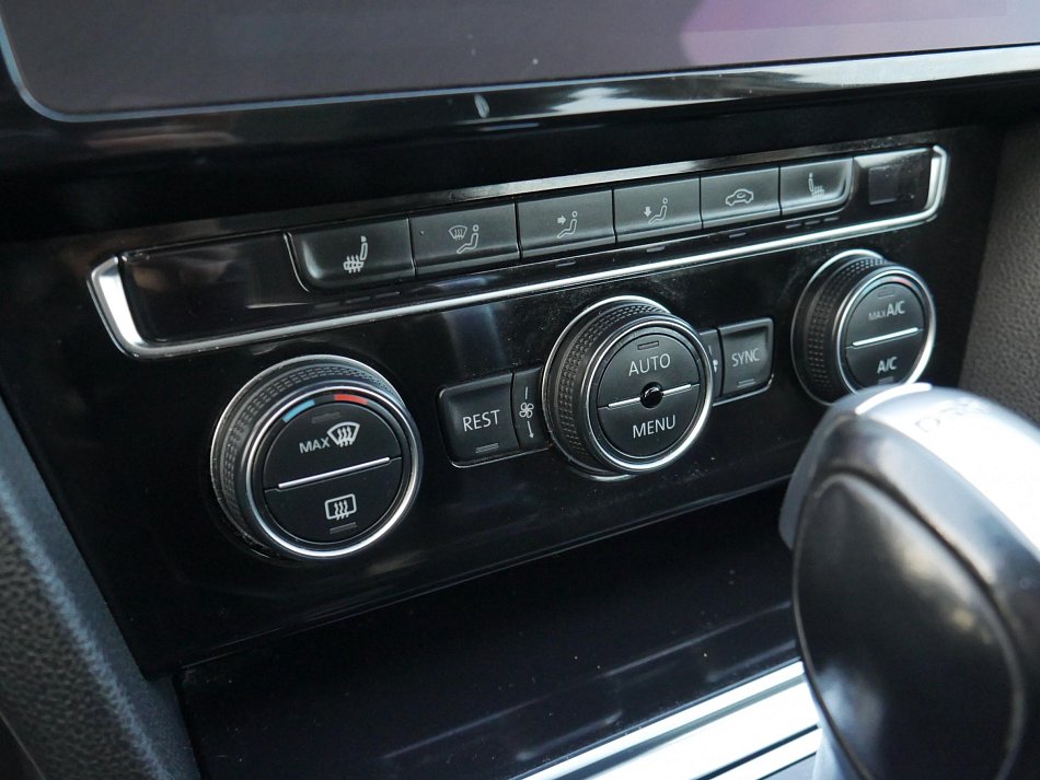 Volkswagen Passat 2.0TDI Highline