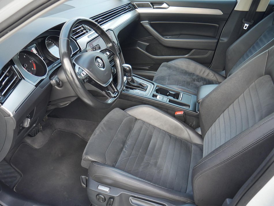 Volkswagen Passat 2.0TDI Highline