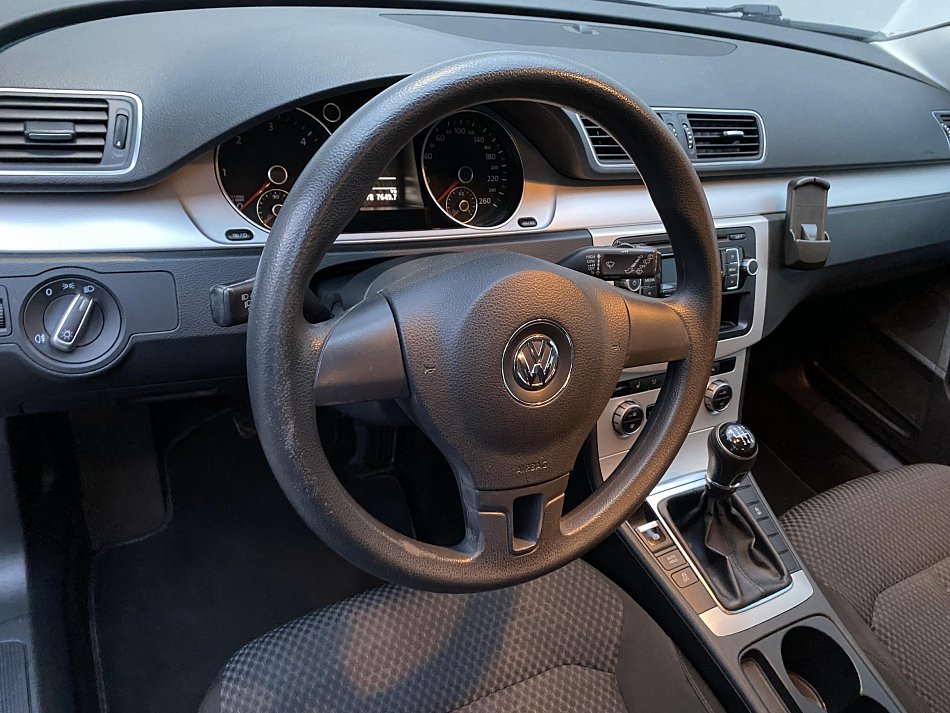 Volkswagen Passat 1.6 TDi 