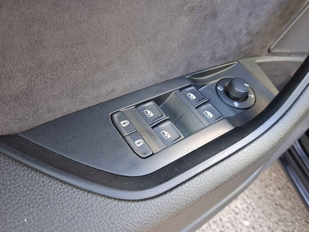 Škoda Superb III 2.0 TDi SportLine